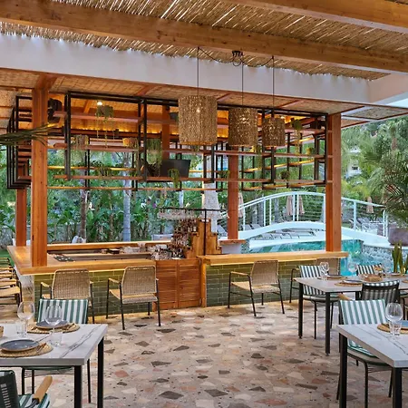 La Boutique Maya Hotel 4*