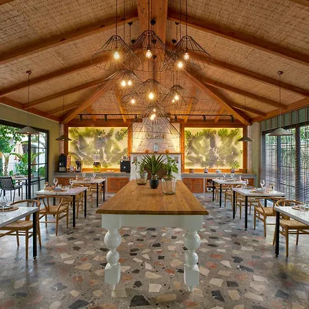 Hotel La Boutique Maya 4*