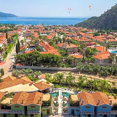 Ξενοδοχείο La Boutique Maya 4*