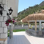 Ξενοδοχείο La Boutique Maya 4*